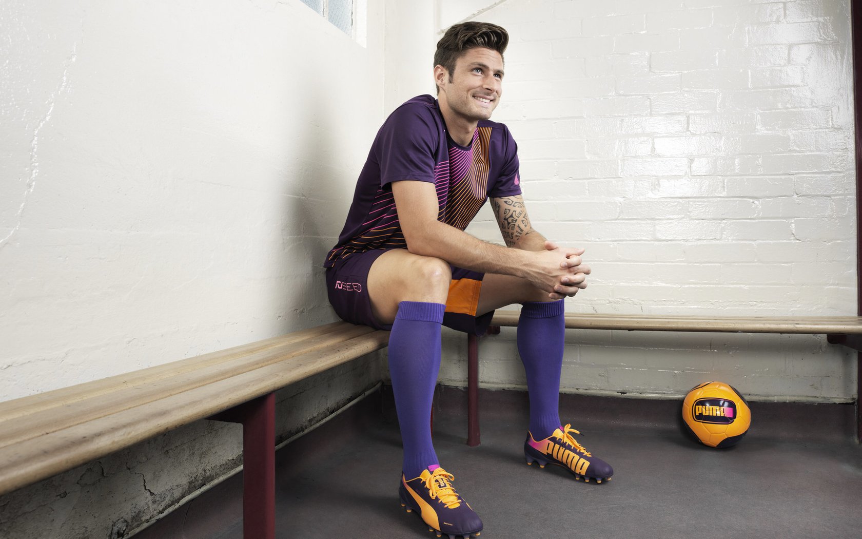 9游电竞资讯-新秀崭露头角：未来之星的精彩表现，未来之星长什么样